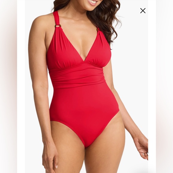 Tommy Bahama Women’s Pearl Novelty VNeck 1 pc Swimsuit Red Hibiscus NWT